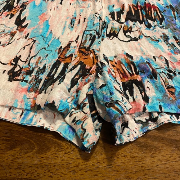 French Connection Isla Ripple Shorts - Picture 2 of 8